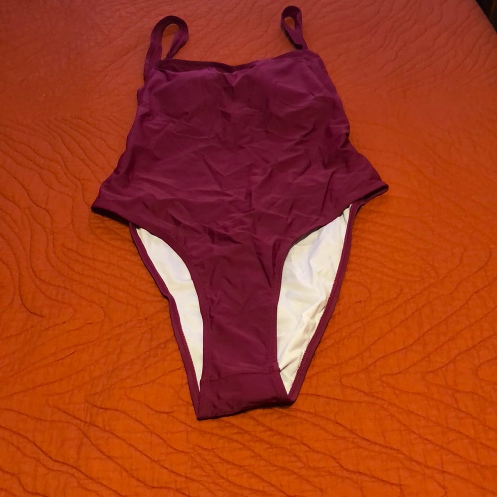 One piece swimsuit